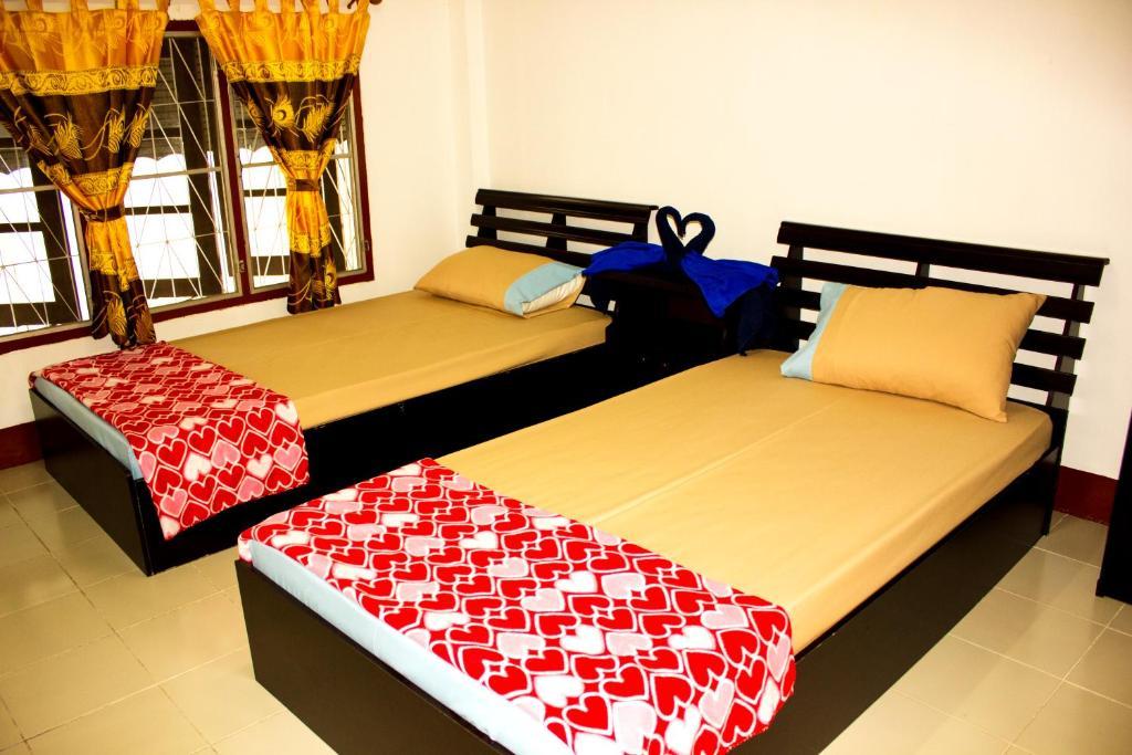 Walkinn Guesthouse 1 شيانغ ماي الغرفة الصورة