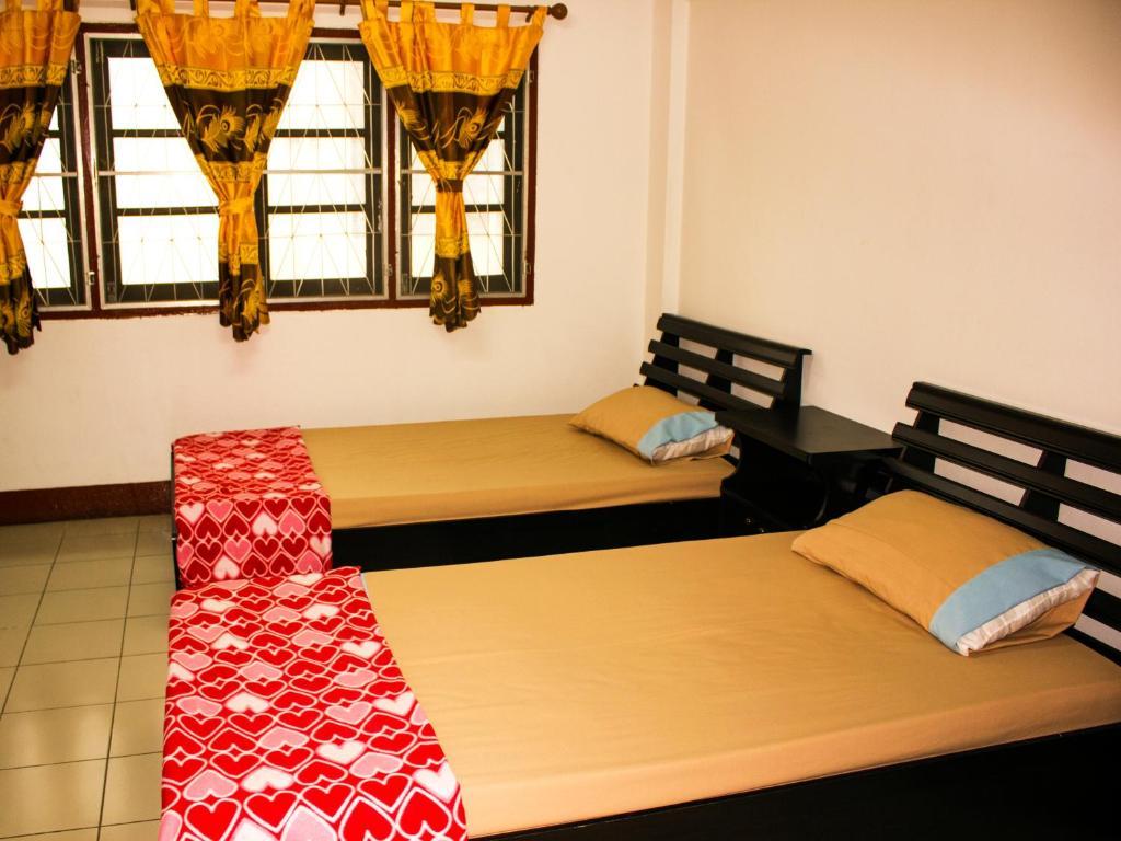 Walkinn Guesthouse 1 شيانغ ماي الغرفة الصورة