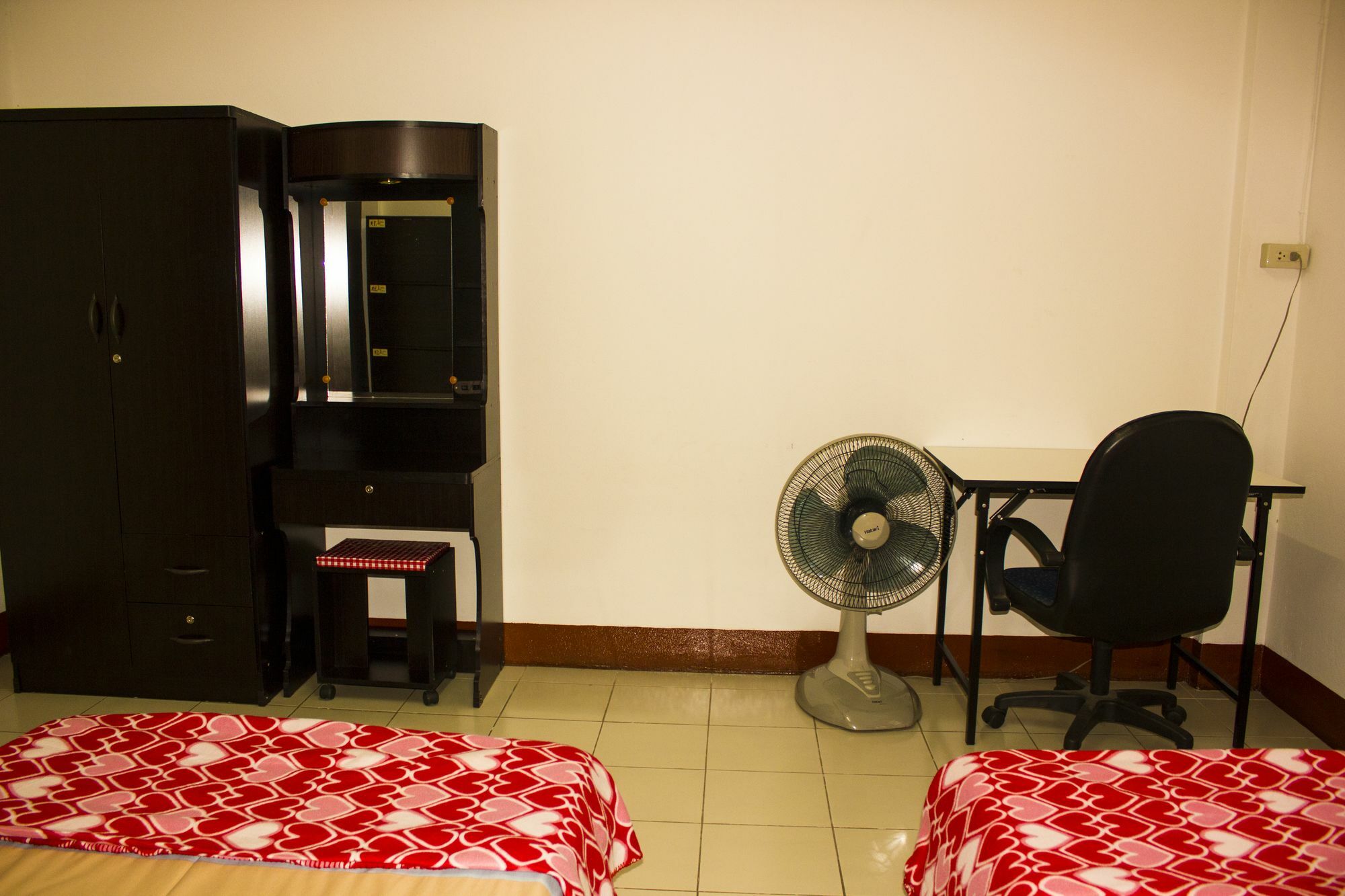 Walkinn Guesthouse 1 شيانغ ماي المظهر الخارجي الصورة